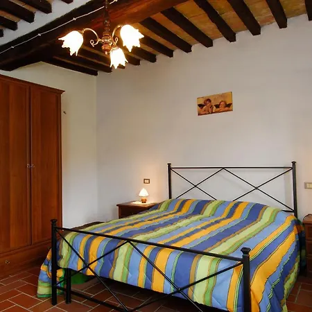 A Surrounded By Greenery - La Piaggia -app 3 Guests